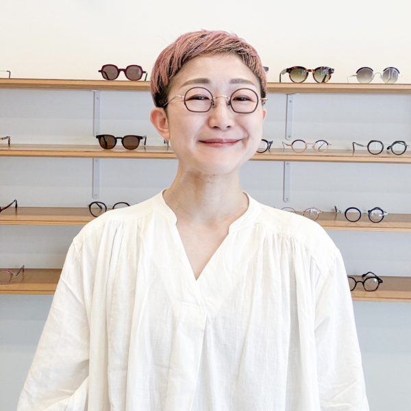 VioRou（ヴィオルー）の新作モデル「おもちメガネ」が到着いたしました